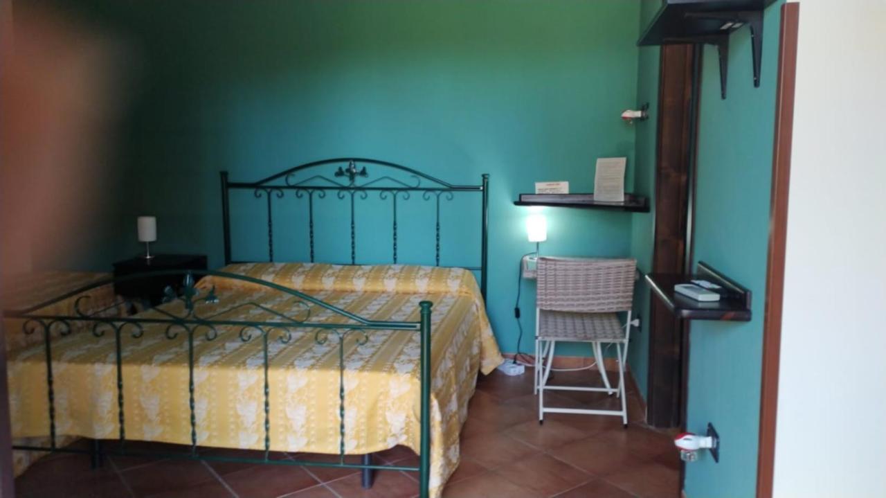 Agriturismo Il Pozzo Antico Mascali Eksteriør billede
