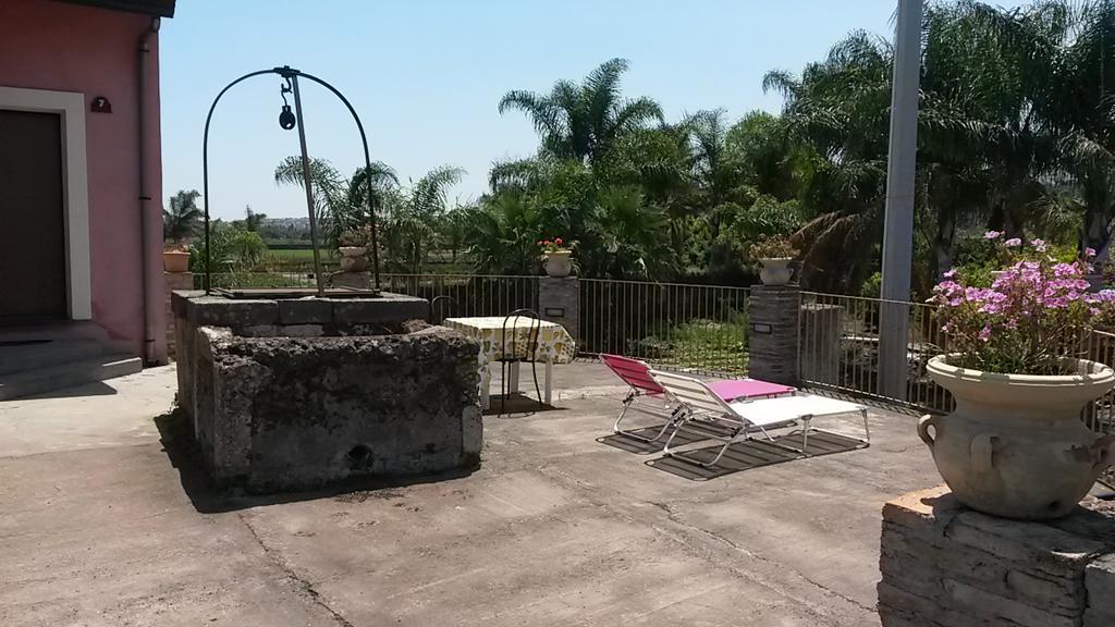 Agriturismo Il Pozzo Antico Mascali Eksteriør billede