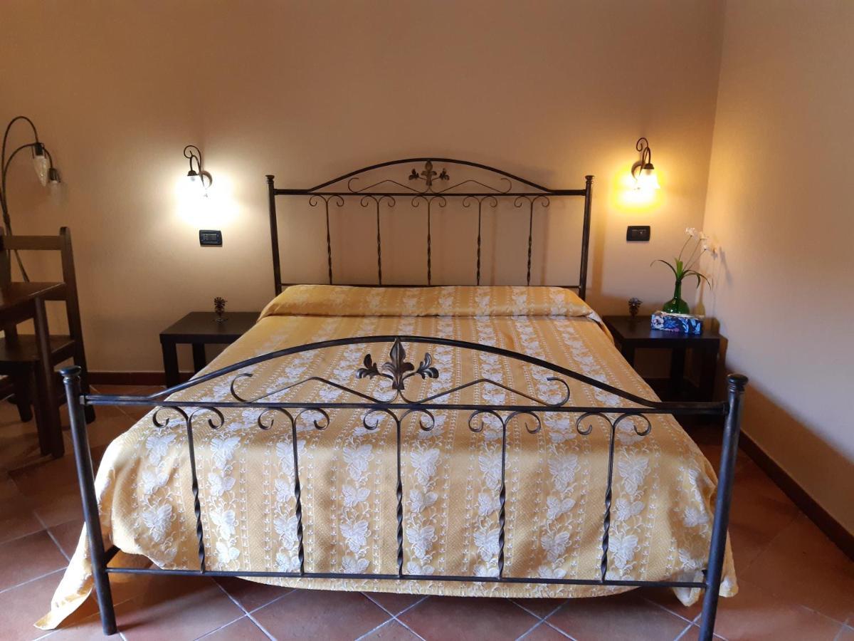 Agriturismo Il Pozzo Antico Mascali Eksteriør billede